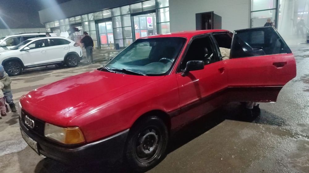 Продам Ауди 80 в3