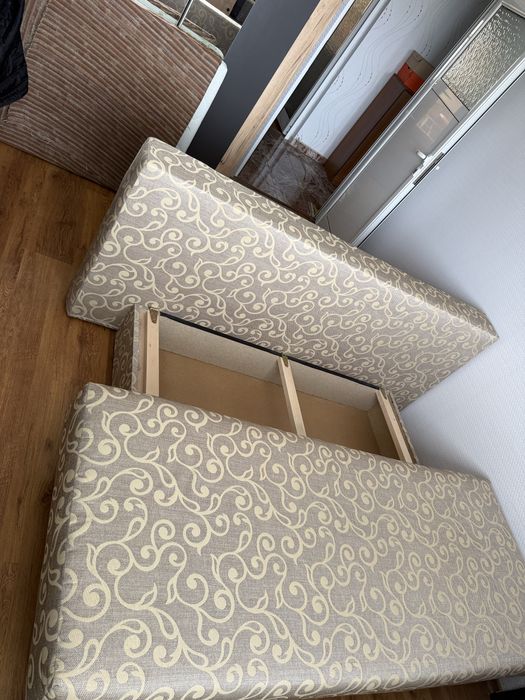 Разтегателен диван клик клак