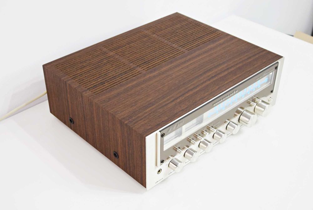 Amplituner Marantz MR 230, amplificator