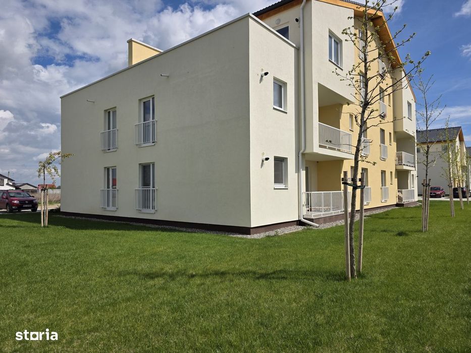 Apartament cu 3 camere 67mp, parcare, Sanpetru