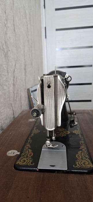Продам швейную машинку "Подольск" в хорошем состоянии.