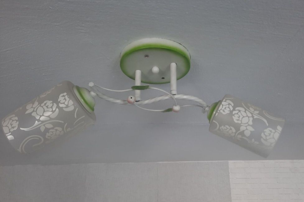 ЛЮСТРЫ 2х рожковые