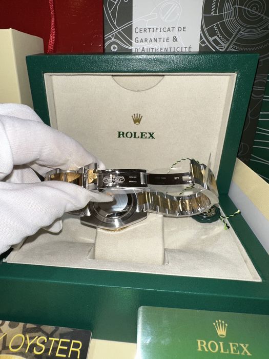 Ceas Rolex GMT-MASTER II 41mm Semigold/Black Dial