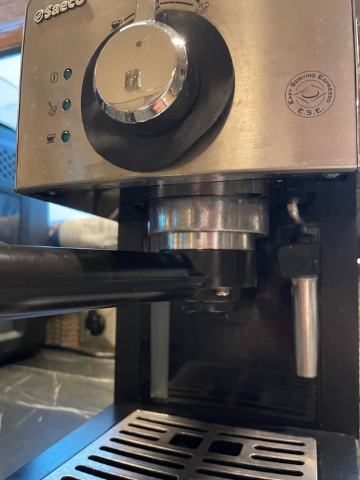 Expresor cafea Saeco funcționează
