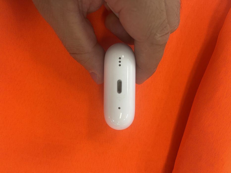 Кейс Airpods 2 Pro оригинал