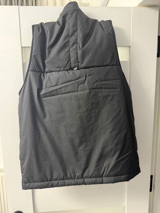 Vesta nike marimea M