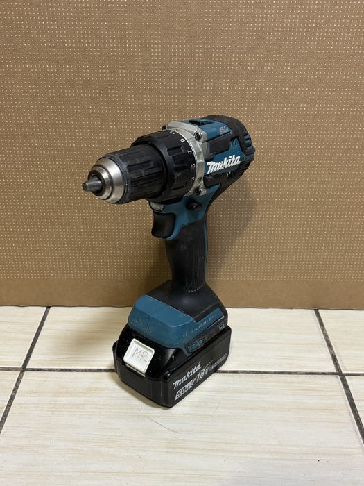 MDM vinde: Filetanta Makita DDF484+Acumulator Makita 5.0Ah.