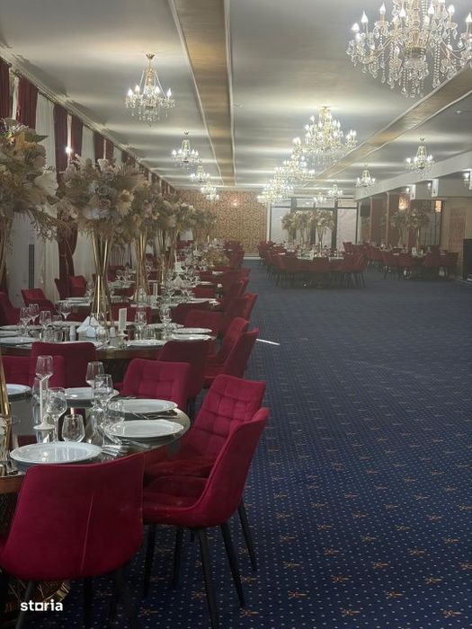 RESTAURAT functional, ocazie rara, suprafata de 2300mp, in FILIAȘI
