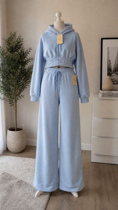 Trening bleumarin wide-leg, model recent 2026