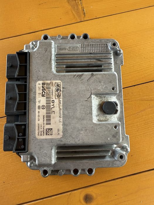 ecu original bosch ford focus 2 2008