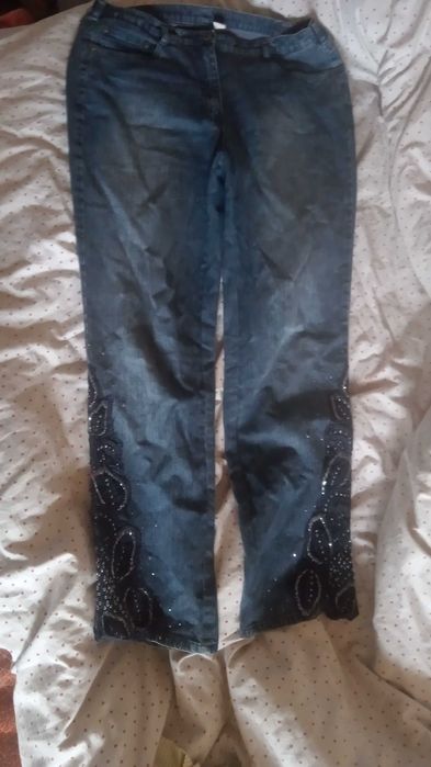 Blugi la moda cu croiala manuala