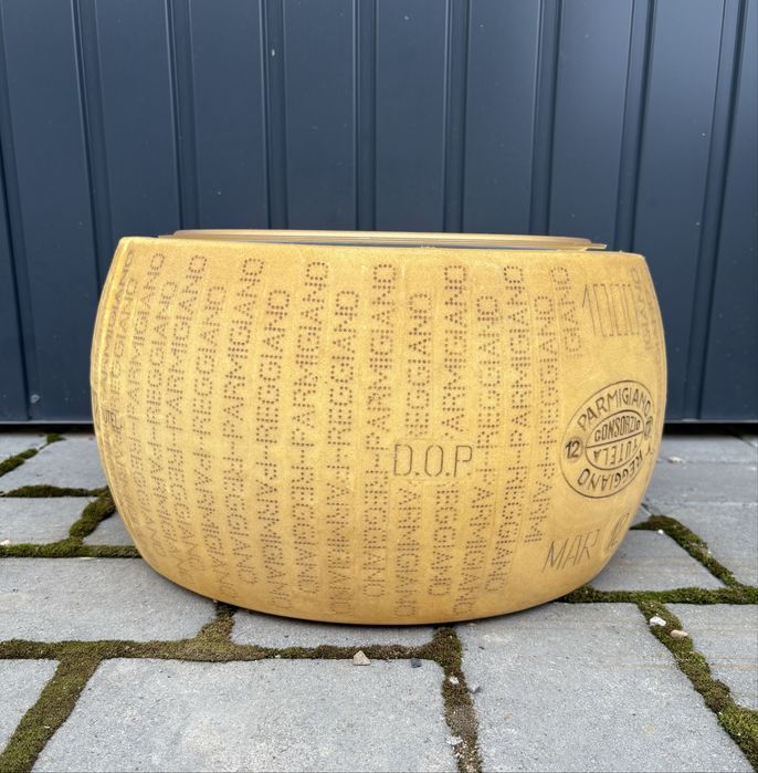 Roată imitație de Parmigiano Reggiano cu bol  HORECA