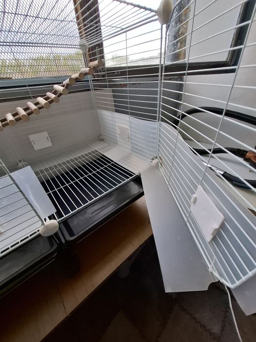 Зоотовары. Клетка.