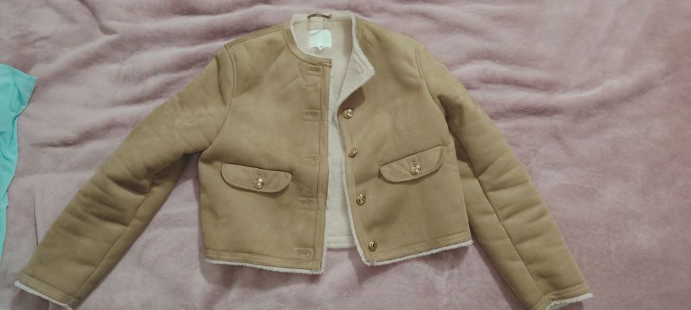Яке с пух от H and M