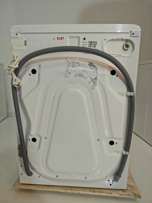 Masina de spalat rufe 9Kg 1400rpm LG B289