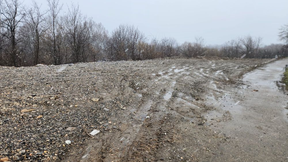 De vânzare teren intravilan în pucioasa. Deschidere la DN de 46,1m