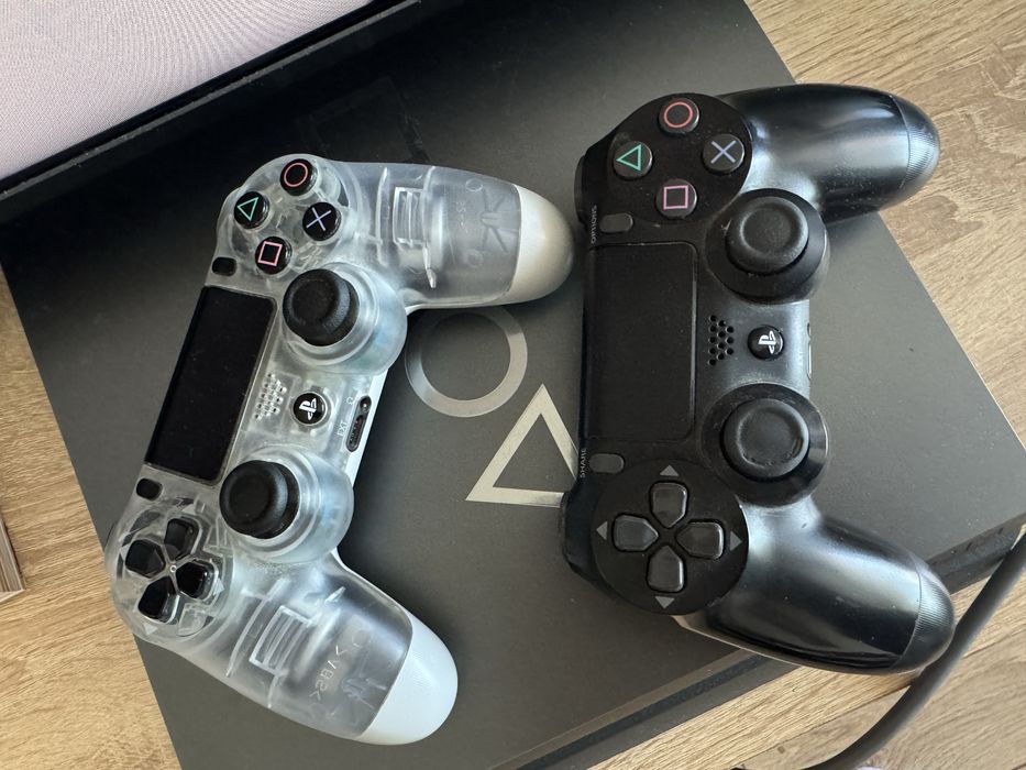 Конзола Playstation 4