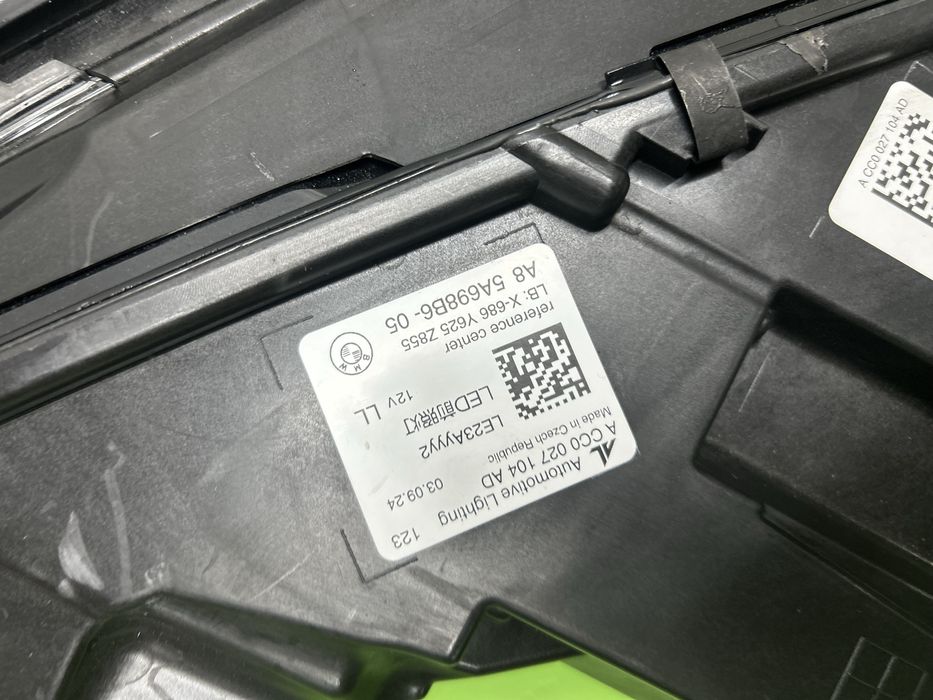 Far bmw ix i20 full led adaptiv shadow line dreapta 2020-2024
