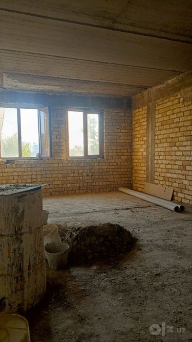 Срочно продаётся каробка 3 комнатная
