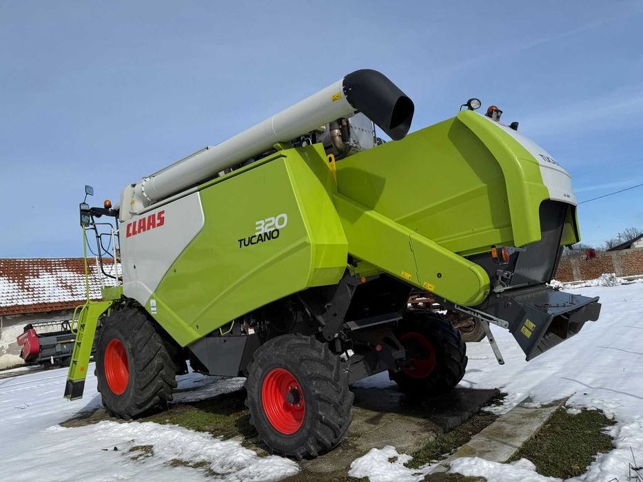 Vand combina Claas Tucano  320 an fabricatie 2019