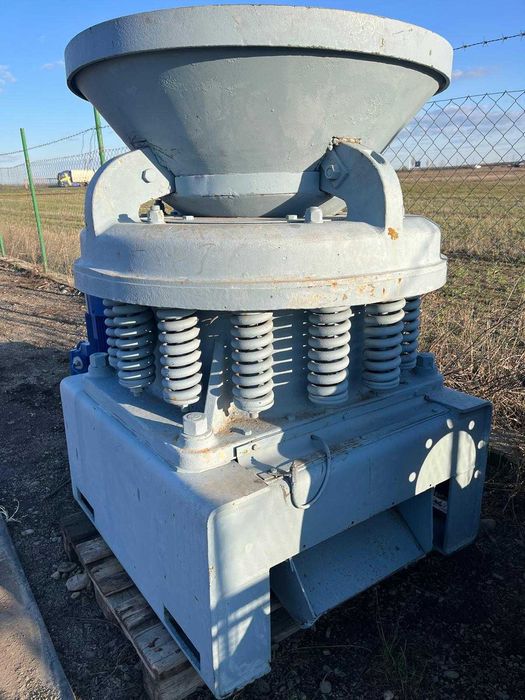 Granulator cu con marca MEM