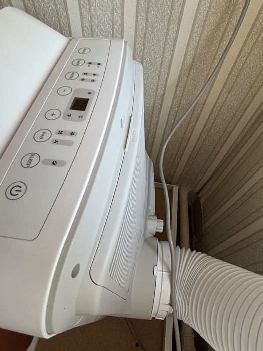 Кондиционер Midea напольный