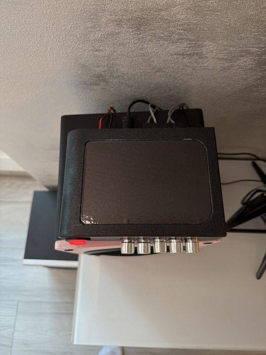 Sistem audio 2..1  retro (reconditionat ) sunet impecabil