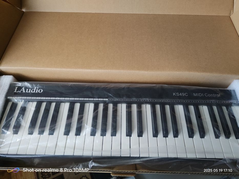 MIDI-клавиатура LAudio KS 49 C