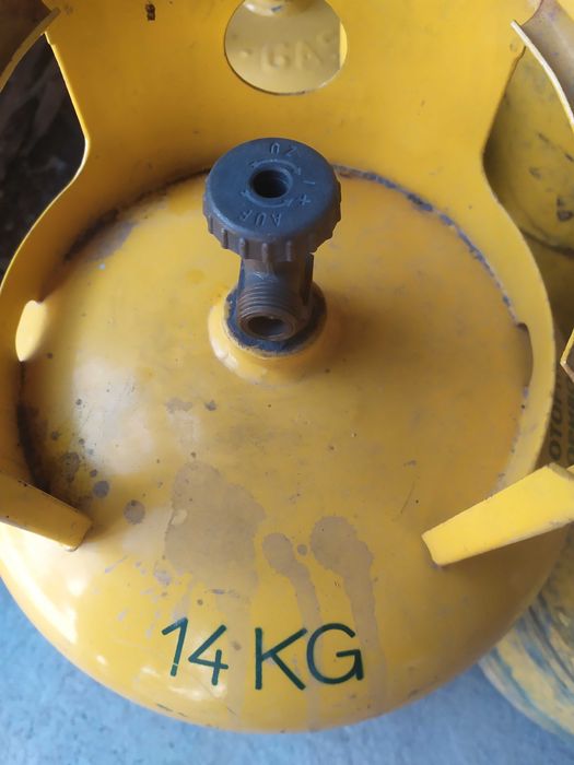 4 броя Газови бутилки