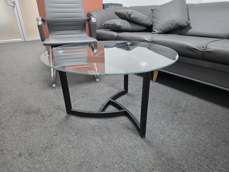 Журнальный столик новый