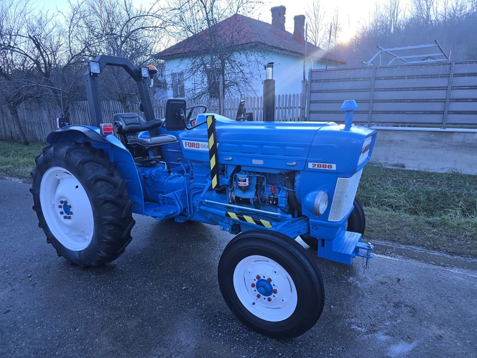 Tractor Ford Dexta 2000