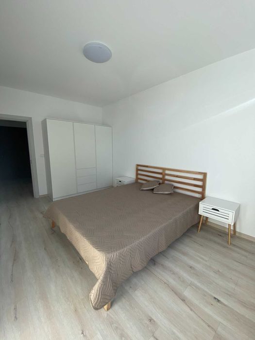 Двустаен апартамент в ж.к. Младост 4