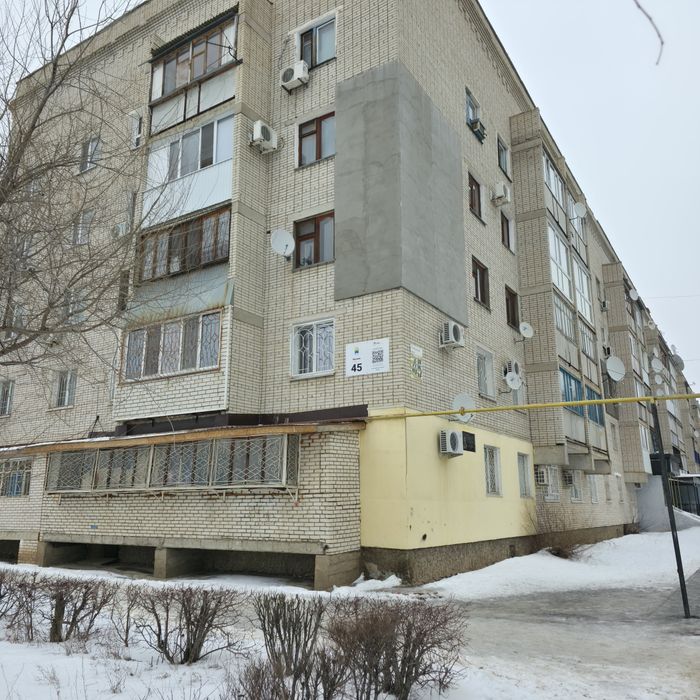 Сдам революция 3х комн свободна