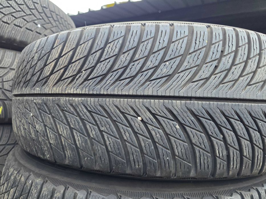 4бр Зимни гуми 255 70 18 - Michelin