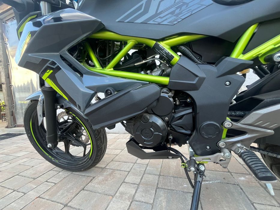 Motocicletă Kawasaki z125