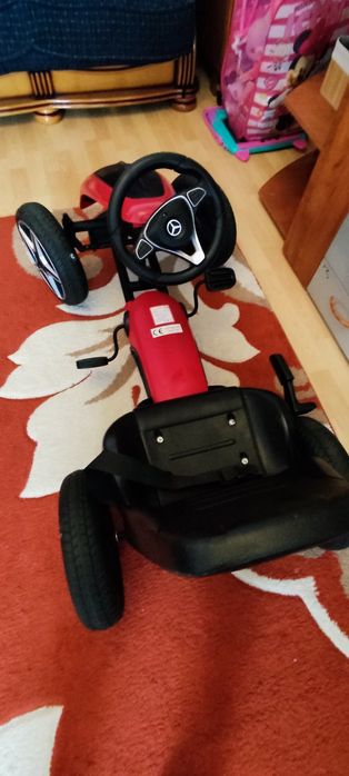 Kart cu pedale pt copii Mercedes Benz