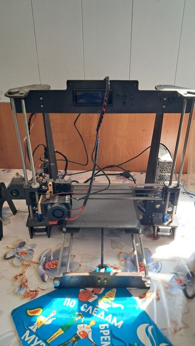 3D принтер рабочий