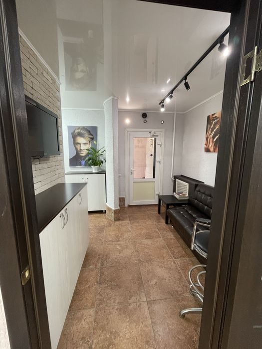 Продам коммерческую недвижимость