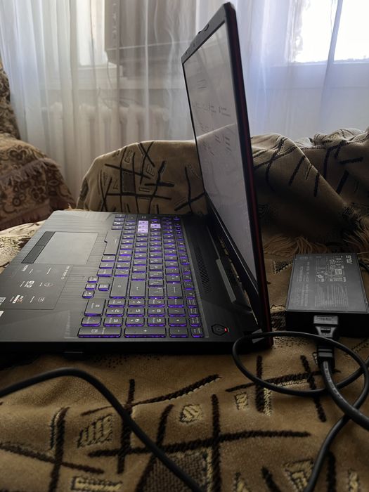 Игровой ноутбук в отличном состоянии