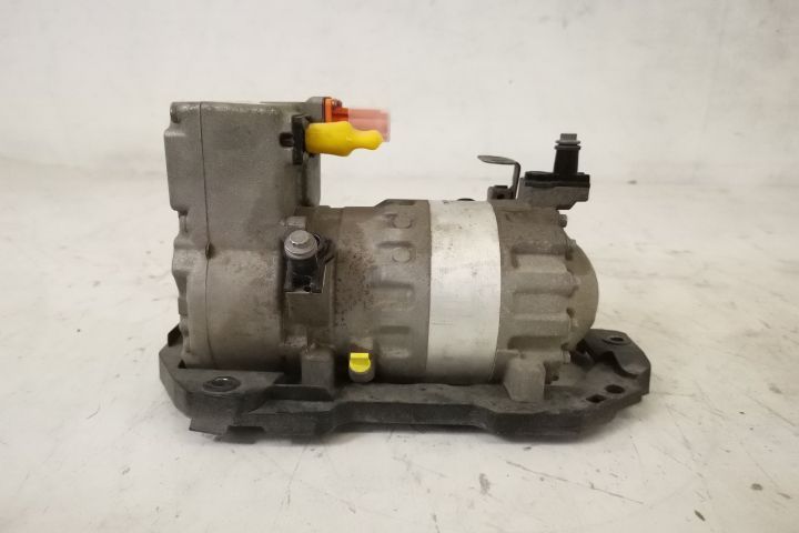 Compresor AC Clima Aer Conditionat Original In Stare Buna Volkswagen V