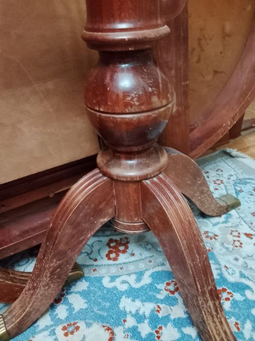 Продам овальный стол