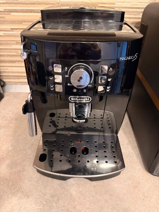 Expresor DeLonghi