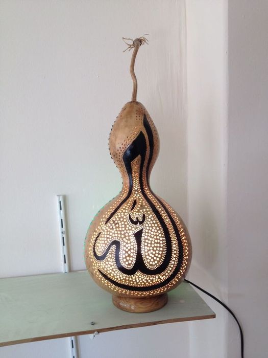 Светильник из декоративной тыквы