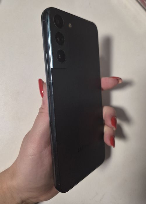 Продам Samsung s 22+  plus 128 gb