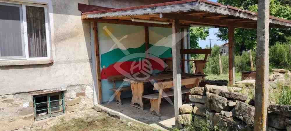 Двуетажна къща в с.Завет! 82747