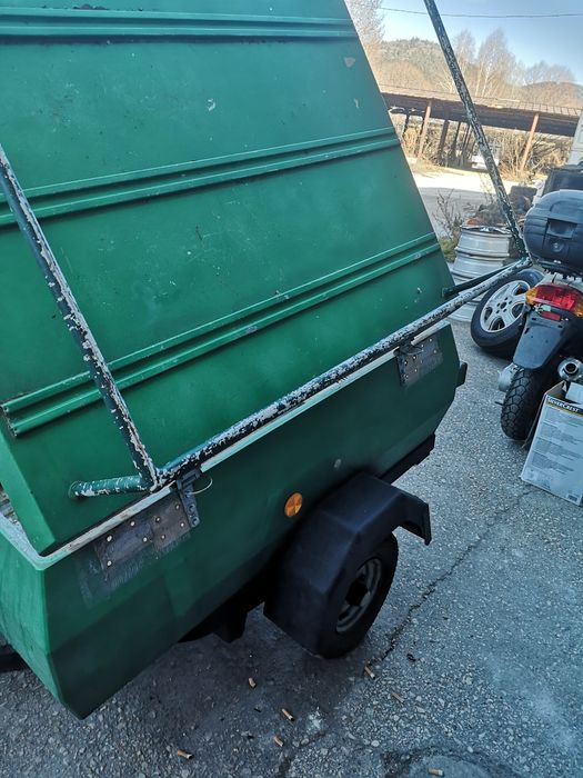 Продавам ремарке