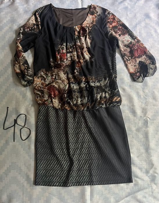 Платья, Б/У в отличном состоянии