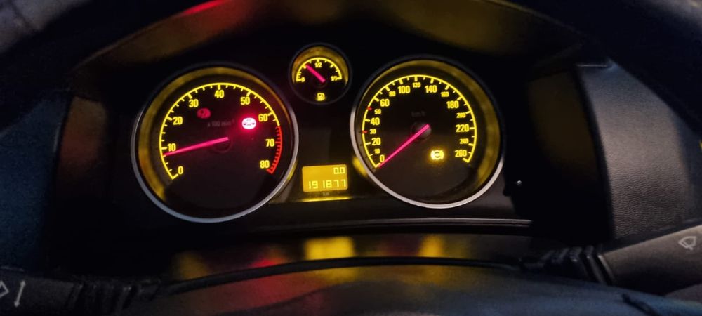 Usa hatchback break Opel Astra H stânga dreapta fata spate usi z168