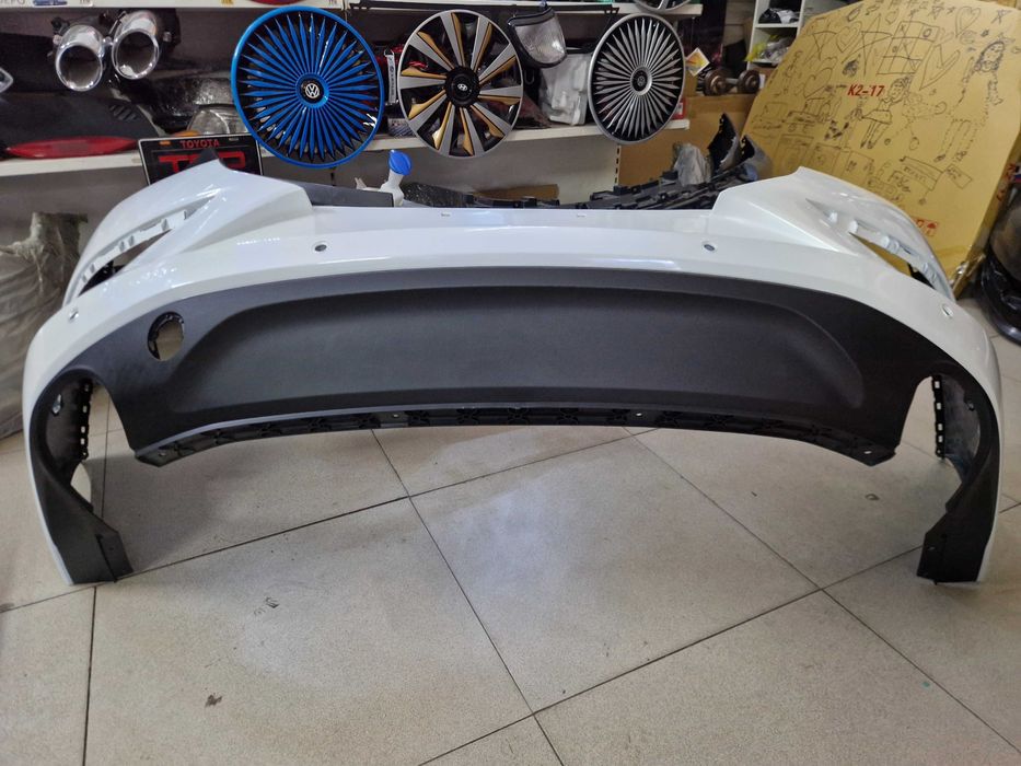 Бампер задний оригинал белый Jac J7