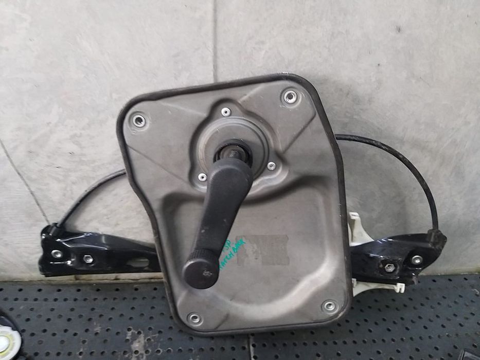Macara manuala geam stanga spate skoda fabia 2 hatchback 119187